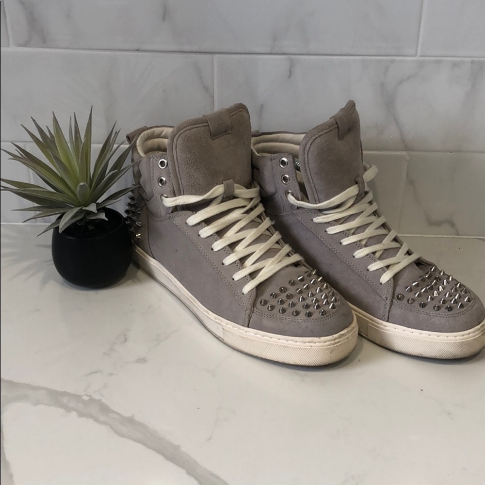 Gray suede spiked high-tops by Aldo